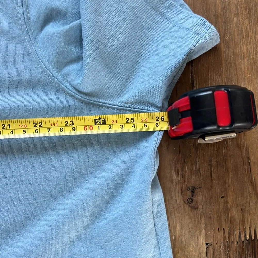 Women’s Carhartt tee. XXL (20) - Picture 5 of 6